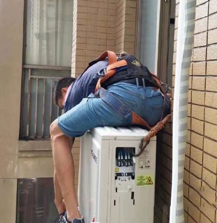 洛南空调移机